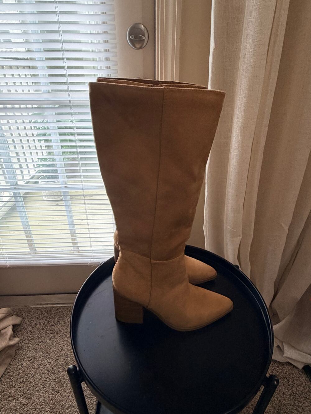 Soda boots knee-high western style NWOB Tan 7.5 microsuede